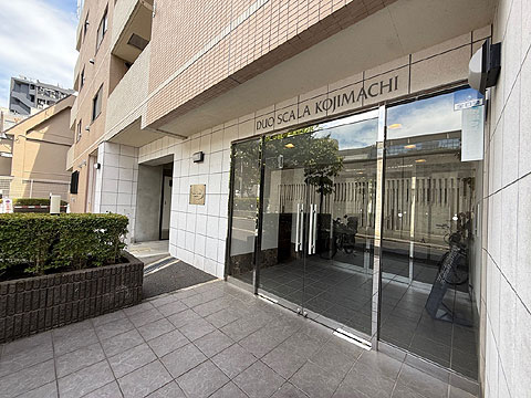 エントランス　エントランス２