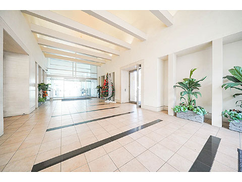 エントランス　ワンダーベイシティSAZANフロントウィング1