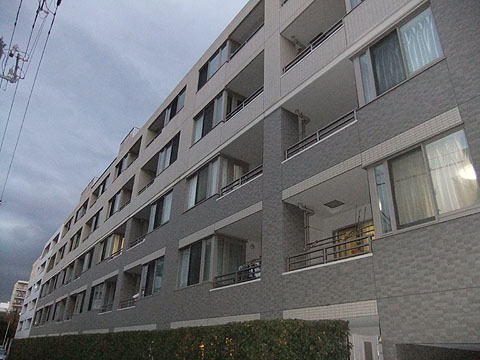現地外観写真　外観南側