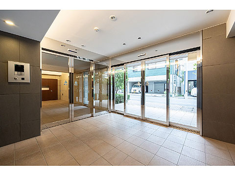 エントランス エントランス