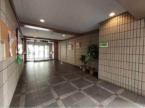 ロビー　