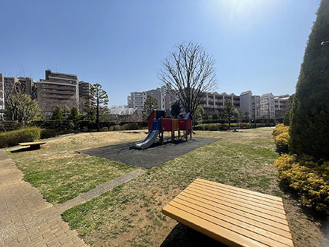 その他共用部　敷地内撮影