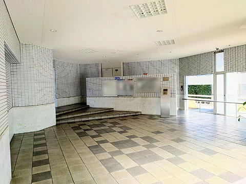 エントランス　エントランスホール