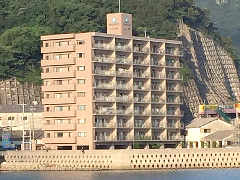 現地外観写真　建物外観.