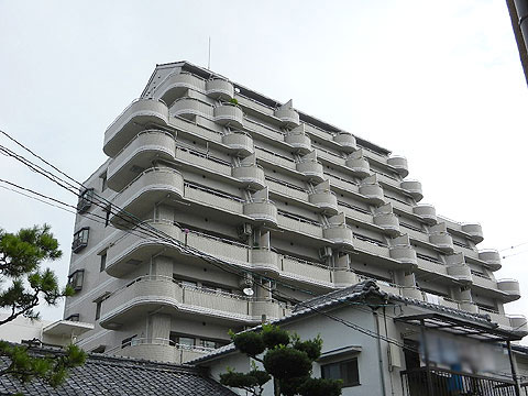 間取図（HP）　建物外観　※敷地南側より撮影