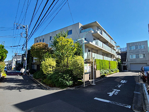 現地外観写真　外観全体