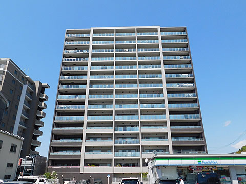 現地外観写真　建物外観