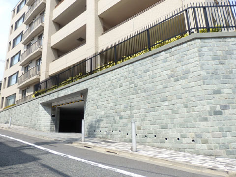 その他共用部　７．快適なカーライフをサポートする地下駐車場へ