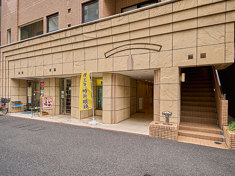 エントランス　