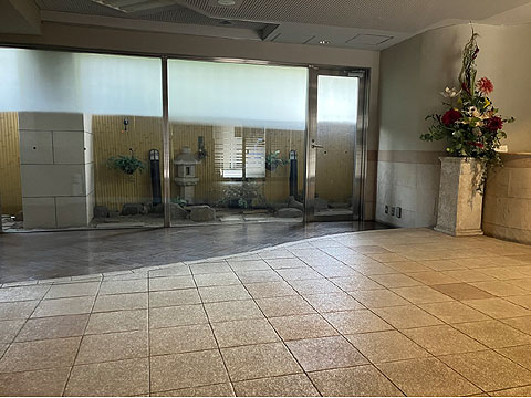 ロビー ラウンジ エントランスホール 庭園01