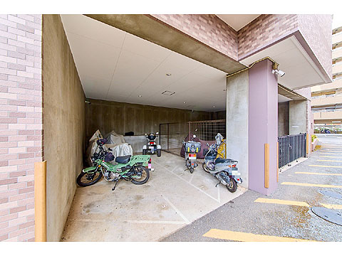 その他共用部　敷地内バイク置場