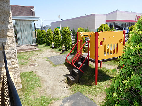 その他共用部　プレイロット。お子様と有意義なお時間を。