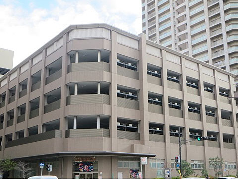 駐車場　駐車場