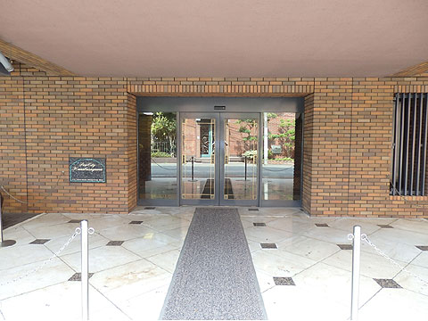 エントランス P8280004