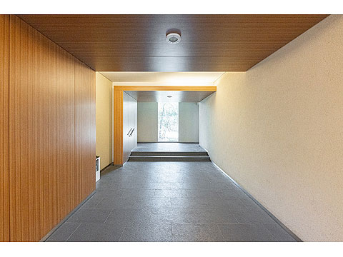 ロビー ロビー (1)