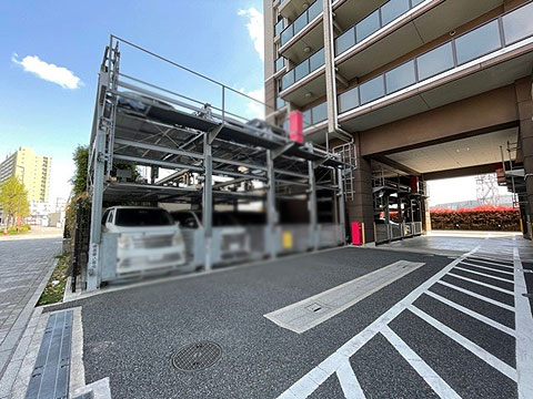 駐車場　駐車場全戸分完備１住戸１台無償