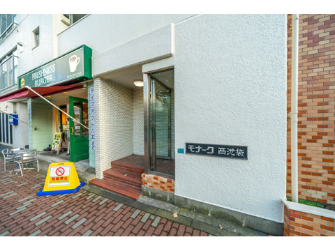 エントランス　