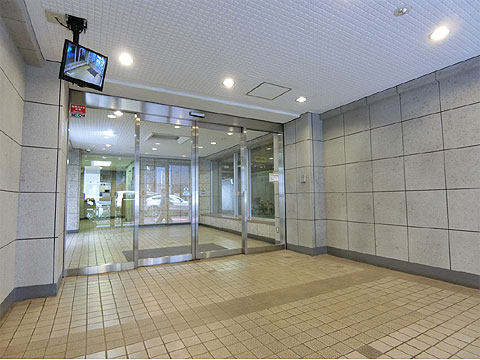 現地外観写真　エントランス風除室