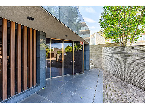 エントランス　エントランス