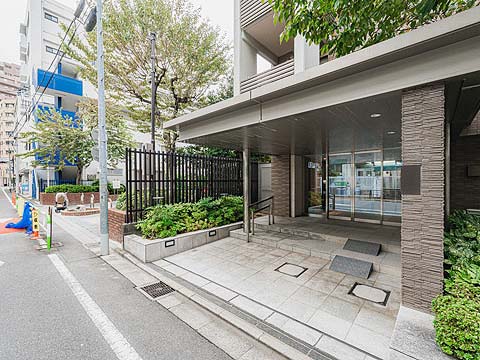 エントランス　