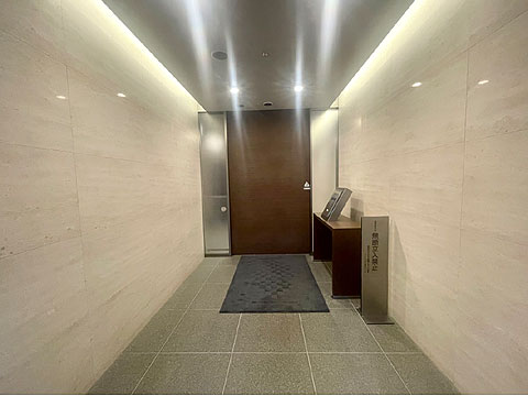 エントランス　エントランス