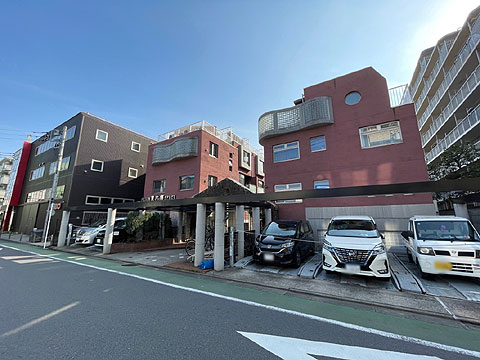 現地外観写真 エントランス2