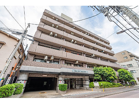 現地外観写真　マンション外観写真