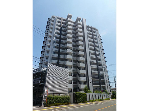 現地外観写真　開放廊下側建物外観