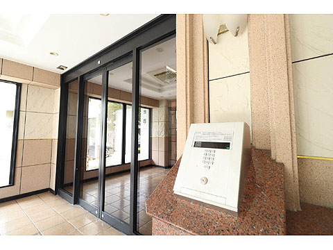 その他共用部　風除室（オートロック操作盤）