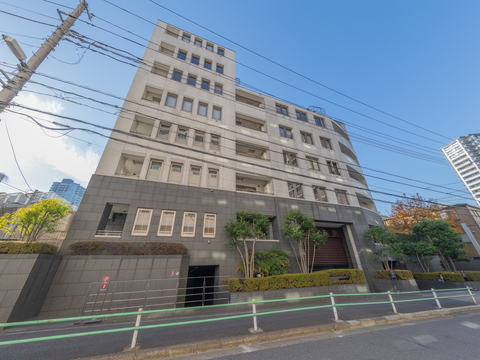 その他共用部　お客様やオーナー様を迎えるエントランスアプロー