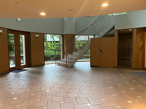 ロビー　15.エントランスホール