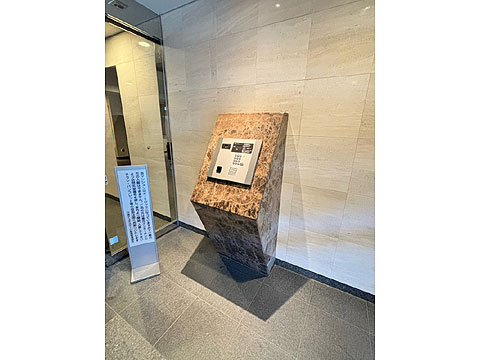 エントランス　オートロック