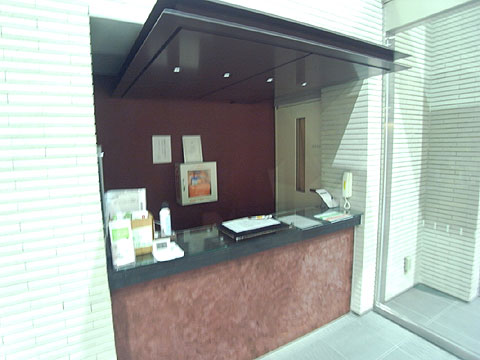 ロビー　インフォメーションカウンター