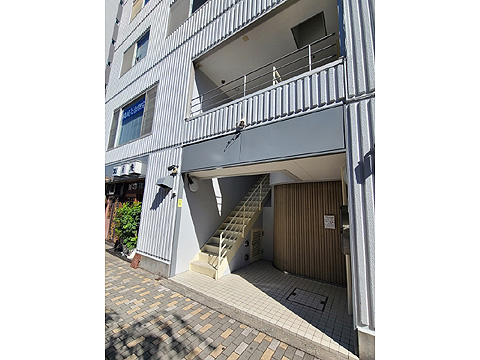その他共用部　２階店舗用の階段