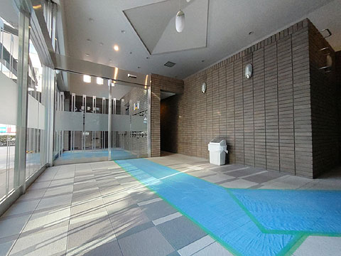 エントランス　エントランスホール