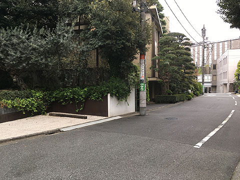 現地土地写真　前面道路