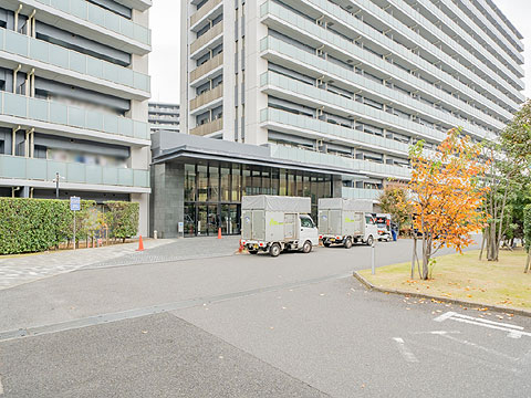 エントランス 車寄せのあるエントランス