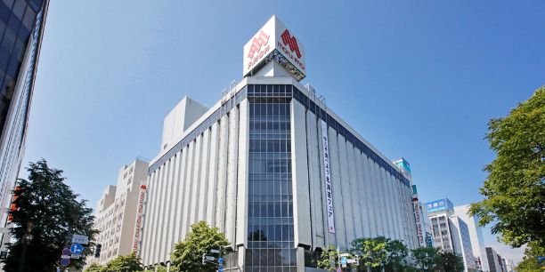 丸井今井札幌本店（270m／徒歩4分）