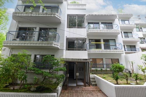 シャンボール山手 1階4ldk 名古屋市昭和区の中古マンション購入 Oag 大京穴吹不動産 シャンボール山手 1階4ldk 名古屋市昭和区の中古マンション購入 Oag 大京穴吹不動産