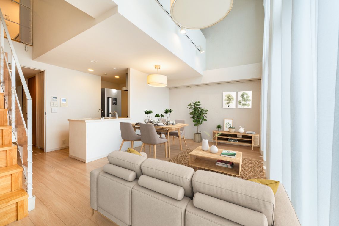 田島 征三 リトグラフ「丘の上」 2016-2 所蔵作品展 MOMATコレクション - 東京国立近代美術館