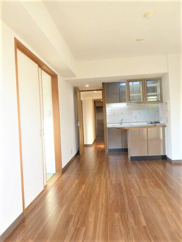 ライオンズマンション横浜桜木町 9階3ldk 大京穴吹不動産